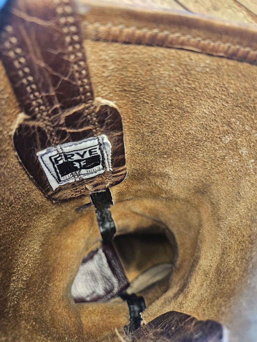 Frye Harness 12R boots rich brown leather - Picture 11 of 15